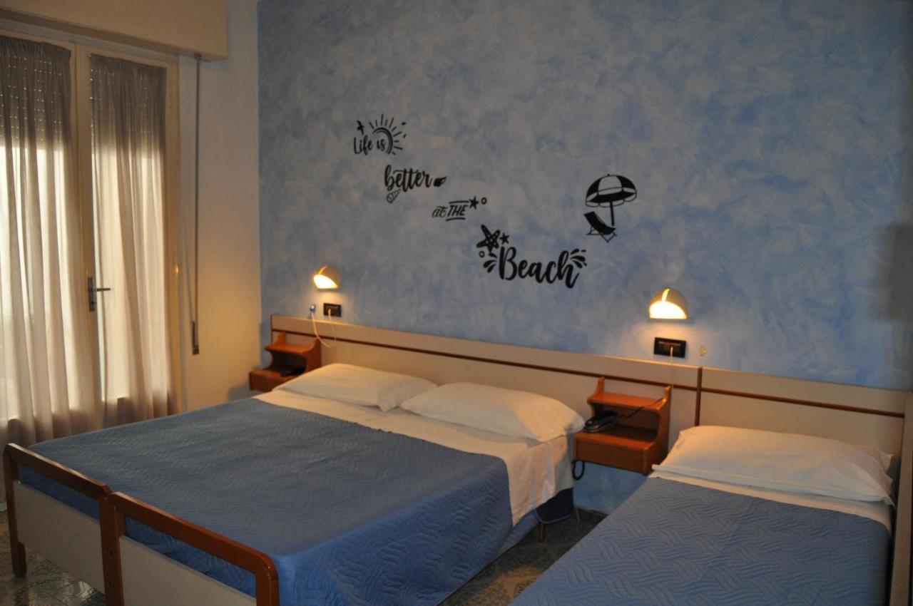 Hotel Rigobello Riccione Dış mekan fotoğraf