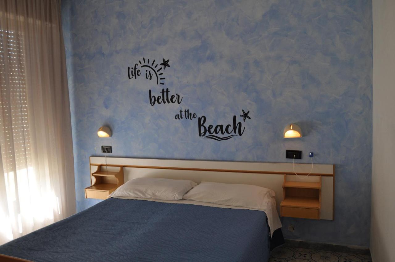 Hotel Rigobello Riccione Dış mekan fotoğraf